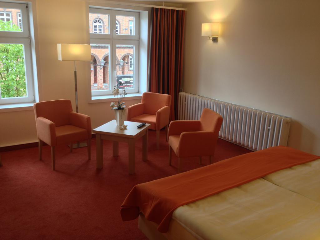 Pension Ratskeller Hagenow Exterior foto