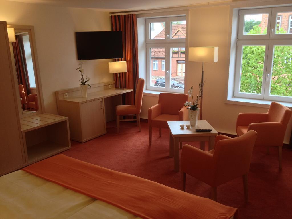 Pension Ratskeller Hagenow Exterior foto
